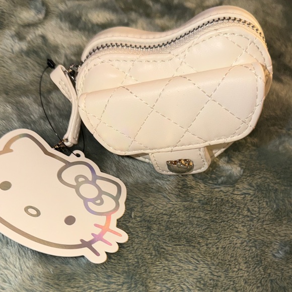 Hello Kitty Other - White Quilted Kids Coin Purse
